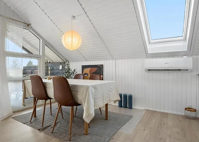 2 Bedroom Beautiful In *